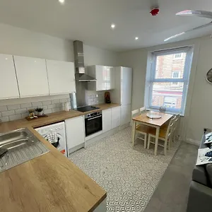 #2 - At 12 Story St Apartment Kingston upon Hull