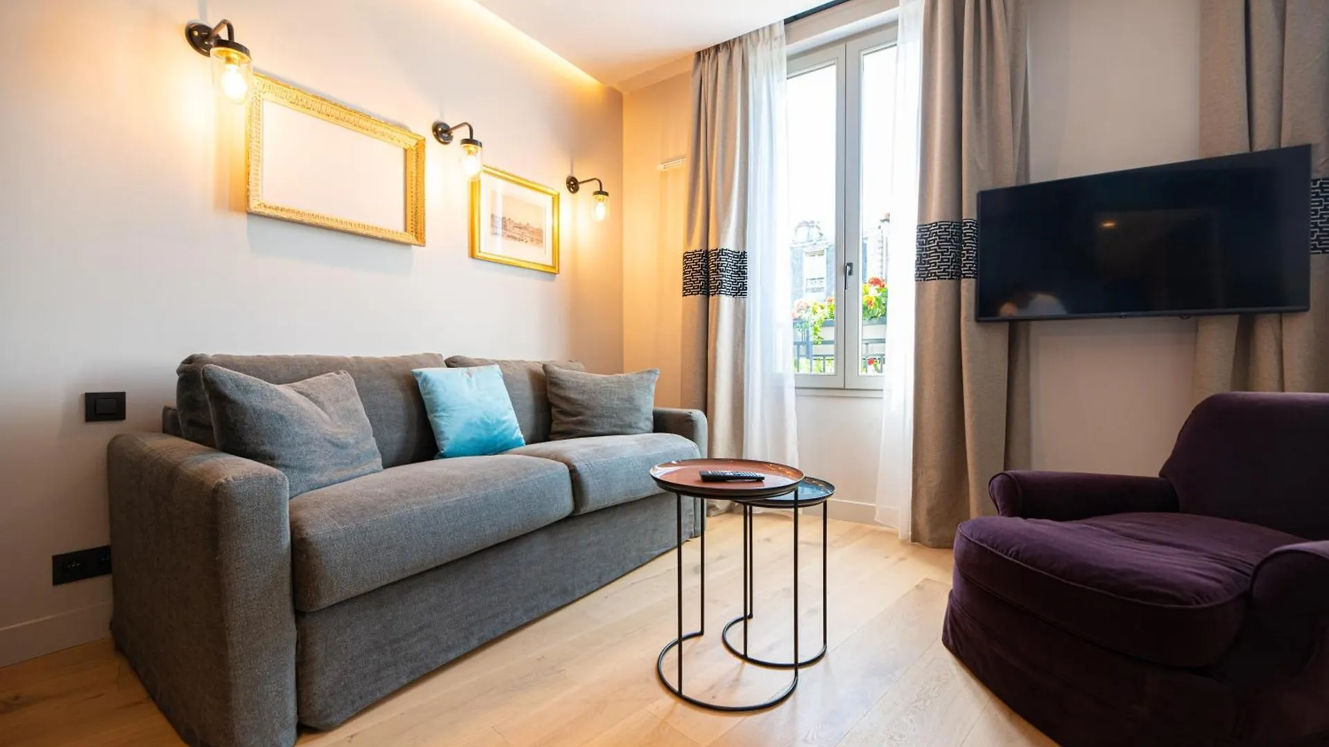 Demeure Montmartre Apartment Paris