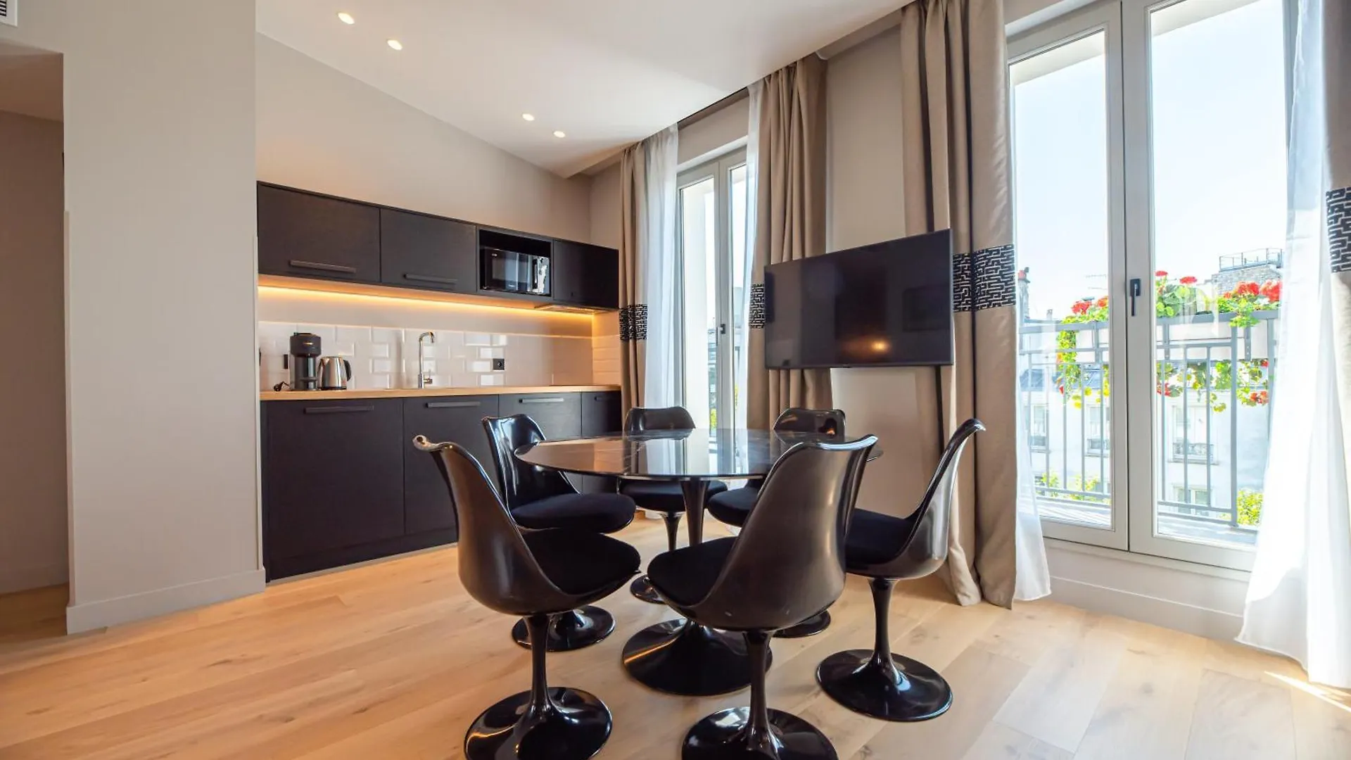 Demeure Montmartre Apartment Paris France
